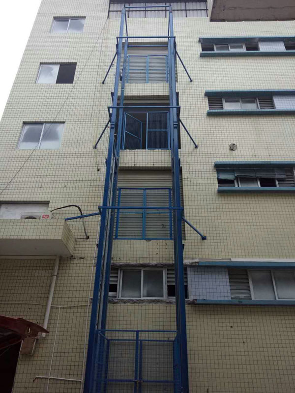 導軌式升降機 導軌式升降機